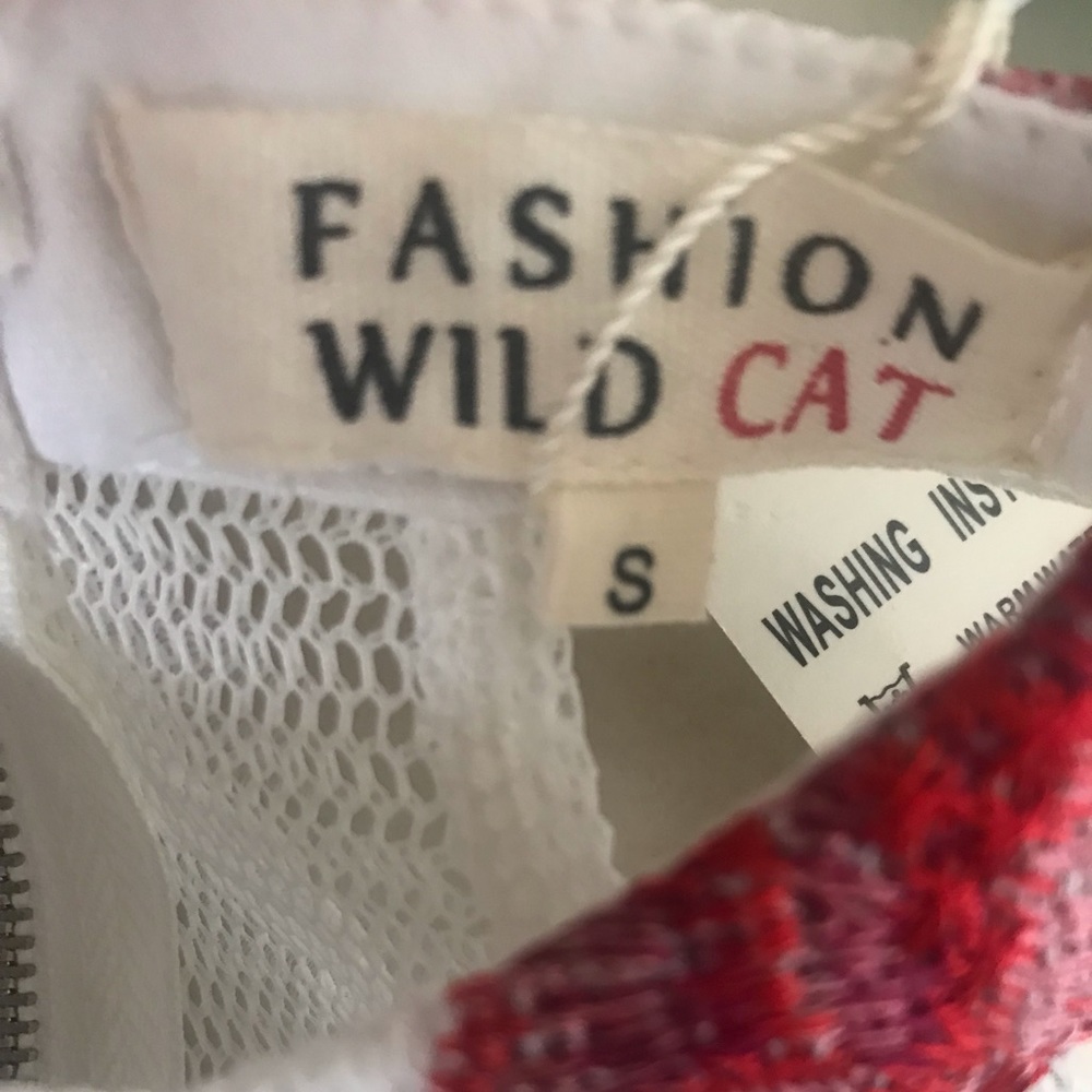 Crop top with flowers